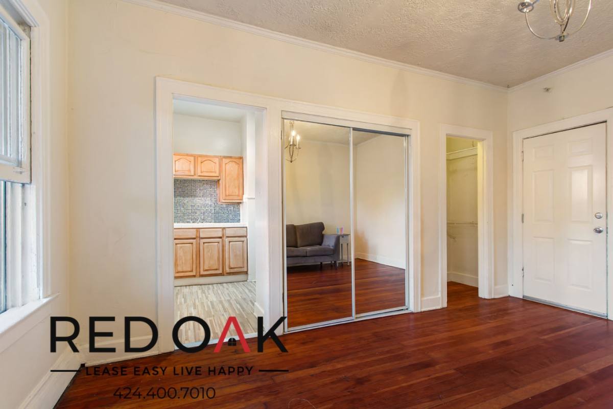 Condo for rent at 532 S Coronado St #209, Los Angeles, CA 90057