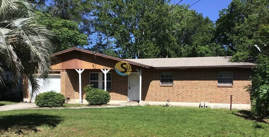 House for rent at 4533 Jade Dr E, Jacksonville, FL 32210