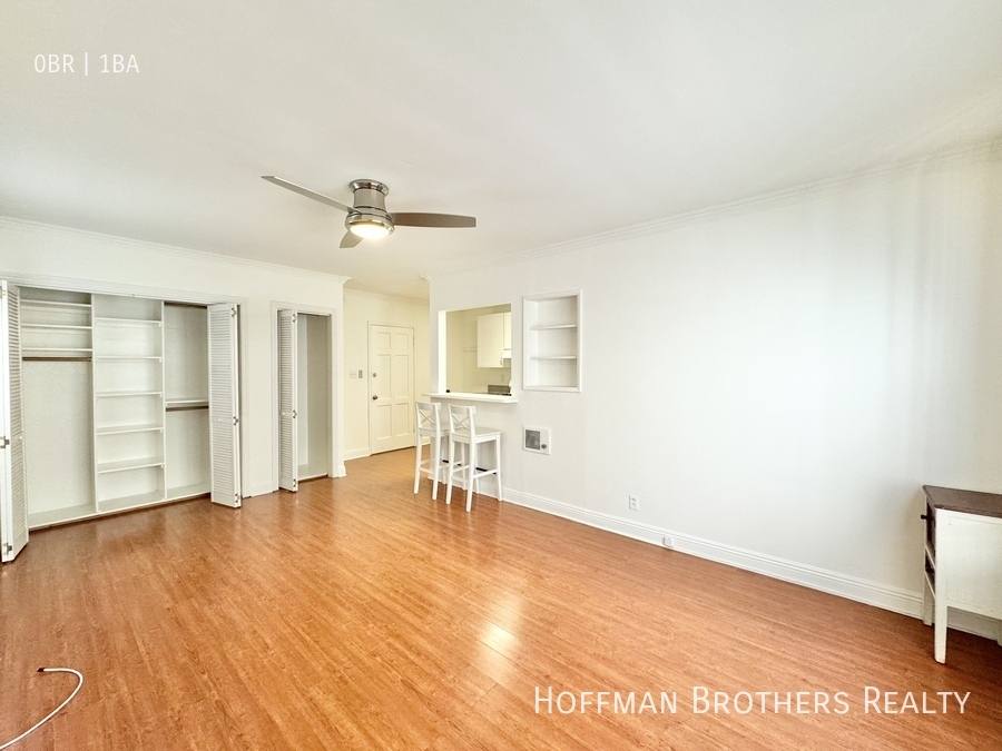 Apartment for rent at 615 Hauser Blvd #1, Los Angeles, CA 90036