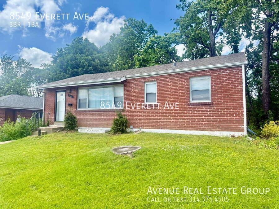 House for rent at 8549 Everett Ave, Saint Louis, MO 63117