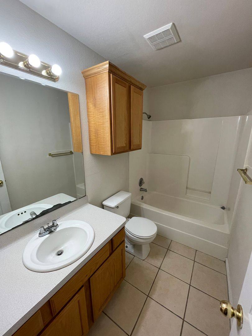 Apartment for rent at 3784 Oldenburg, College Station, TX 77845