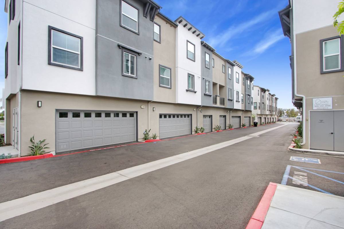 Townhouse for rent at 221 N Mountain Ave, Ontario, CA 91762