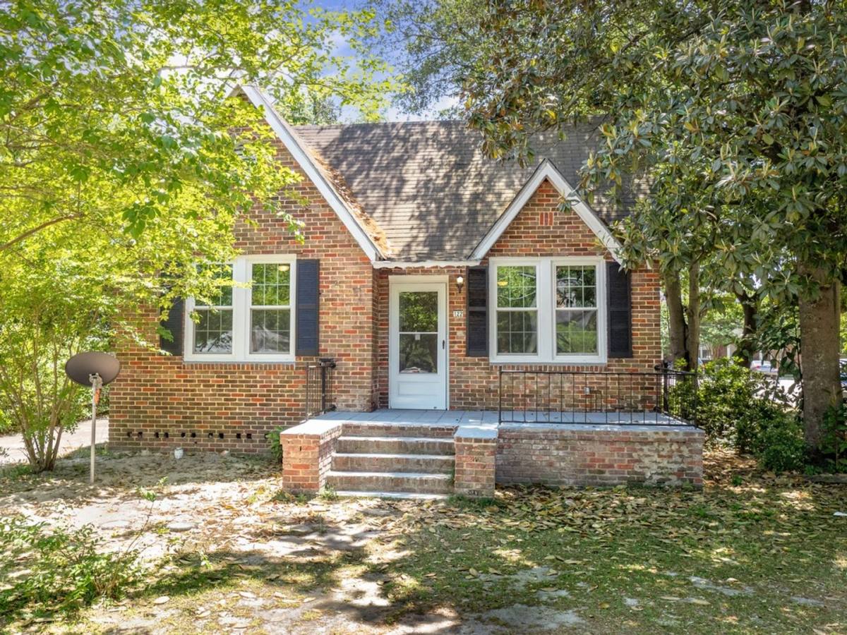 House for rent at 122 Haynsworth St, Sumter, SC 29150