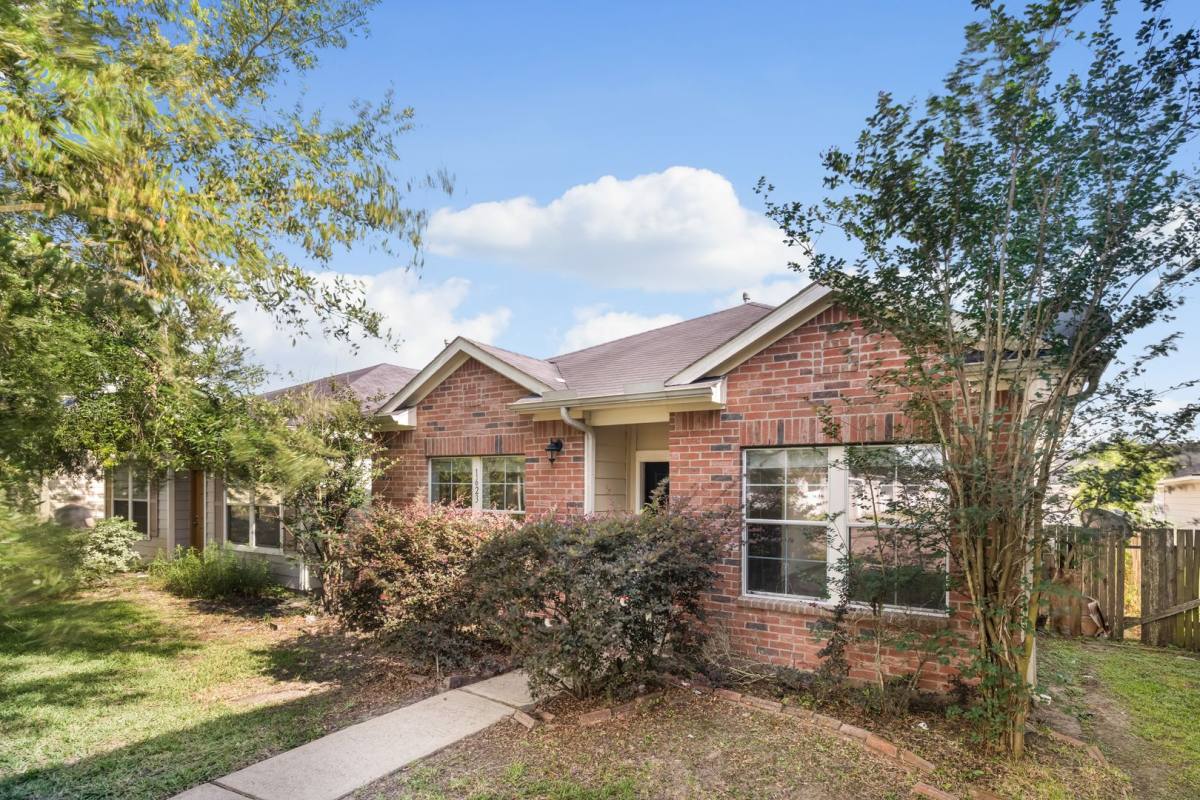 House for rent at 1623 Royal Chase Dr, Houston, TX 77047