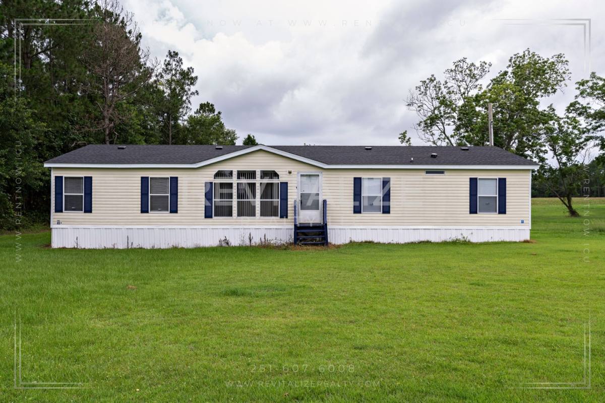 Apartment for rent at 25511 County Rd, Elberta, AL 36530