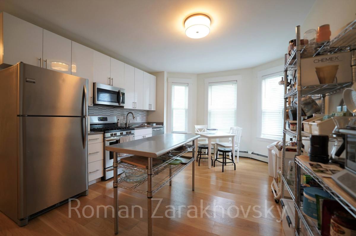 Apartment for rent at 319 Columbia St, Cambridge, MA 02141