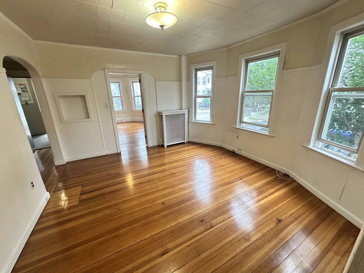 House for rent at 69 Conwell Ave #1, Somerville, MA 02144