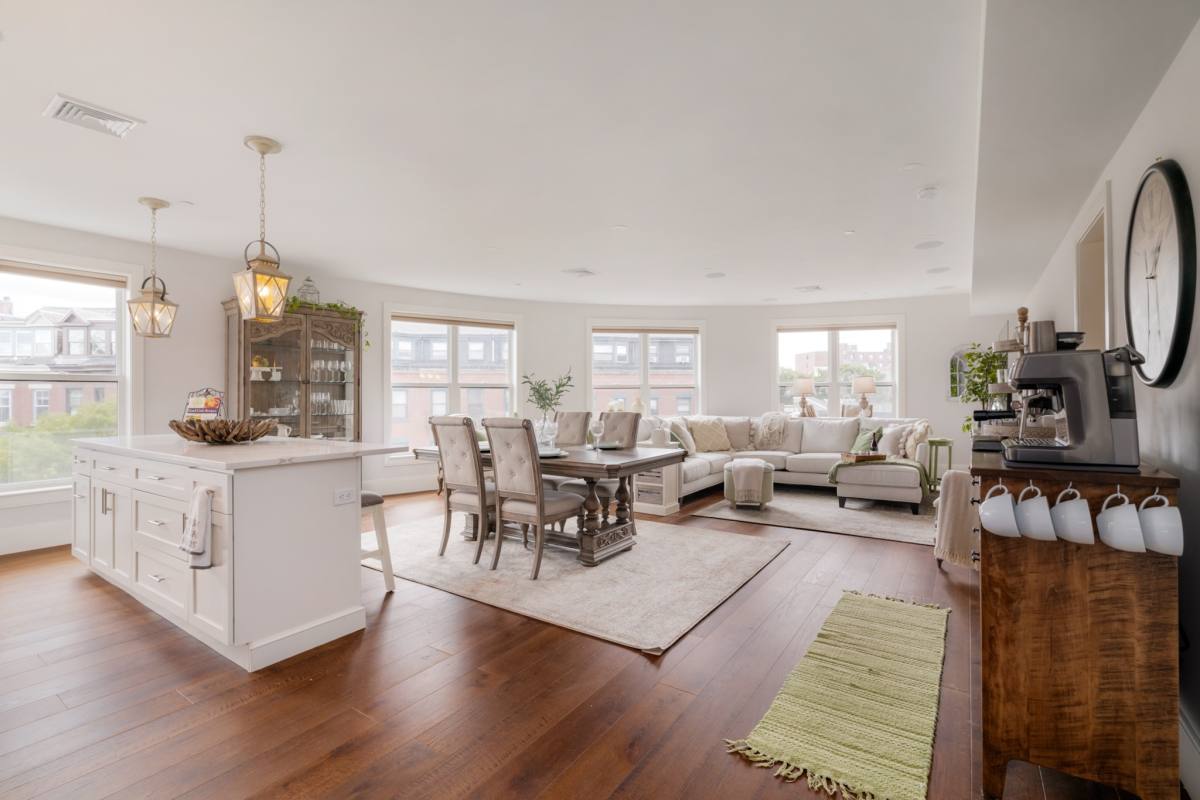 Apartment for rent at 480 W Broadway #9, South Boston, MA 02127