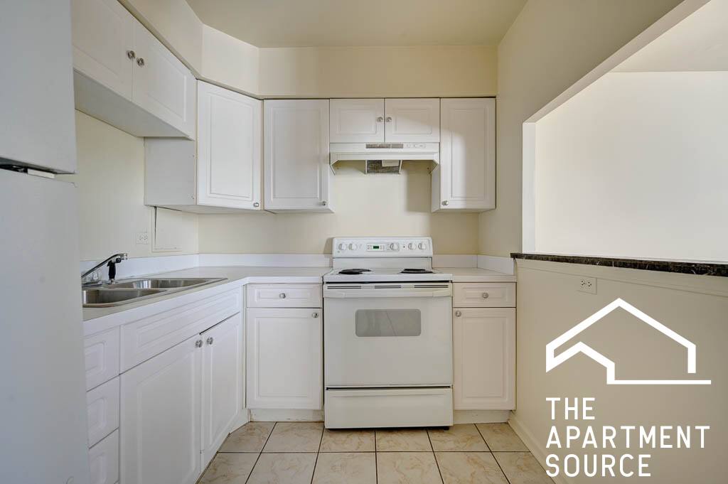 Apartment for rent at 1446 N Dearborn St #A1, Chicago, IL 60610