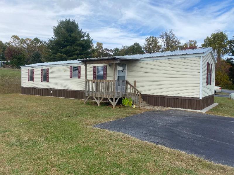 House for rent at 24 Tylers Cookie Lane, Asheville, NC 28806
