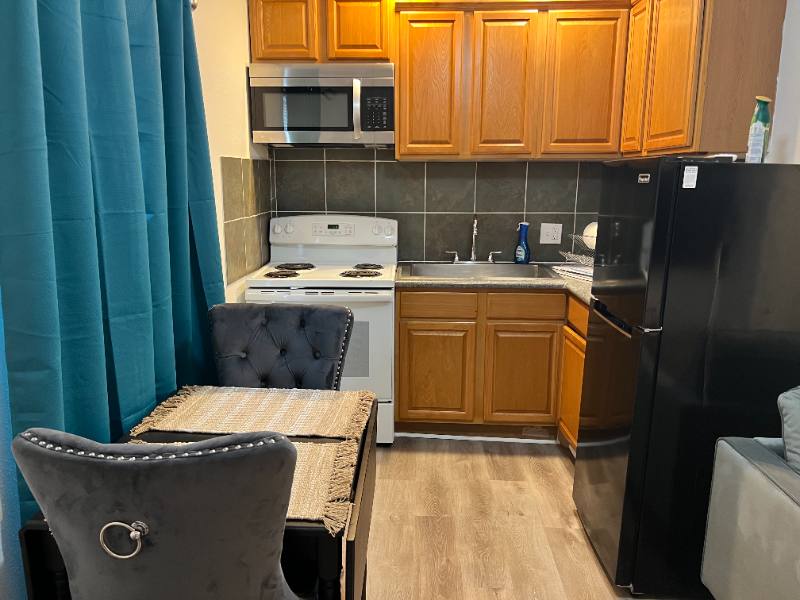 Apartment for rent at 1339 W Ridgewood #B, San Antonio, TX 78201