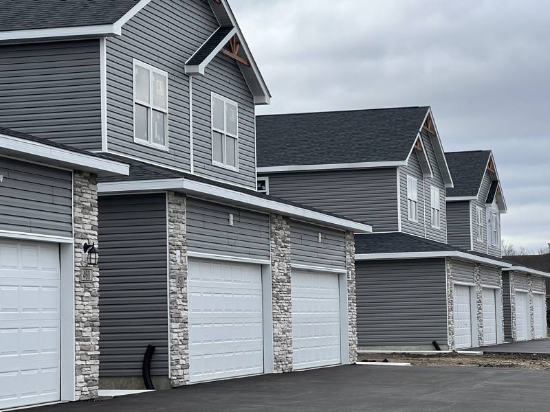 Townhouse for rent at 450 Stewart Court, Wilmington, IL 60481