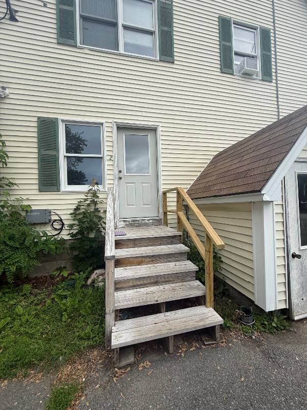 Apartment for rent at 86 Oak St #2, Old Town, ME 04468