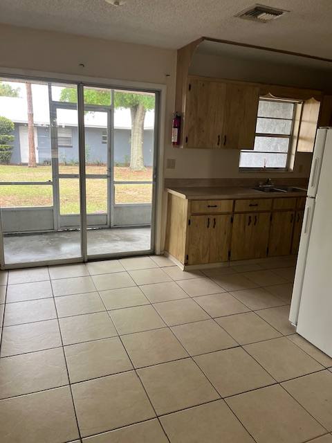Condo for rent at 318 E Phoenix St, Lake Placid, FL 33852