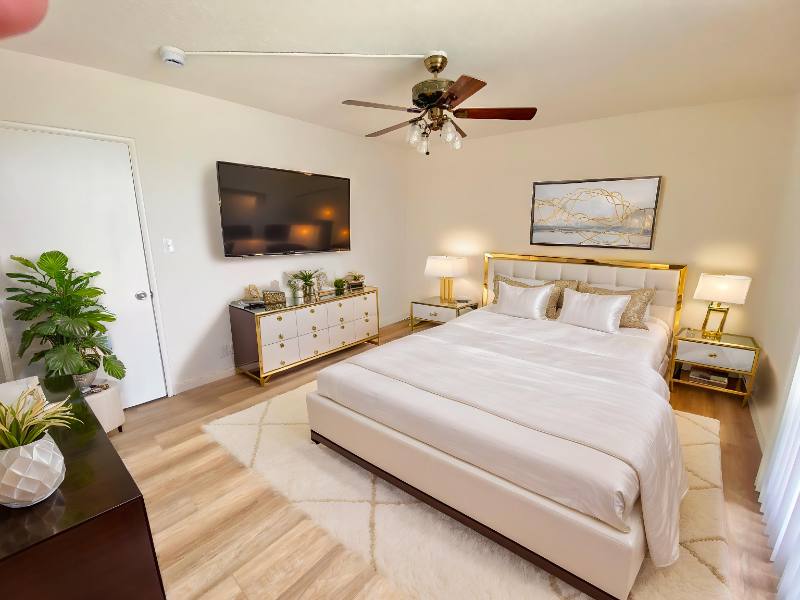 Apartment for rent at 2014 S Ridgeley Dr #5, Los Angeles, CA 90016