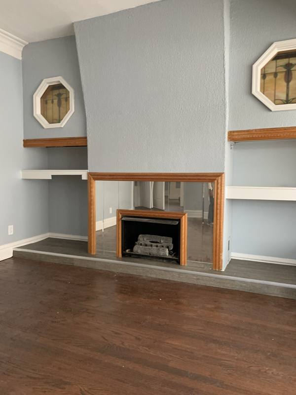 House for rent at 8109 S Dorchester Ave, Chicago, IL 60619