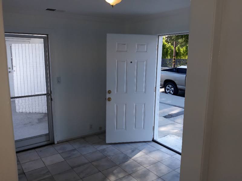 Apartment for rent at 17981 1 2 Santa Rita St #GUEST, Encino, CA 91316