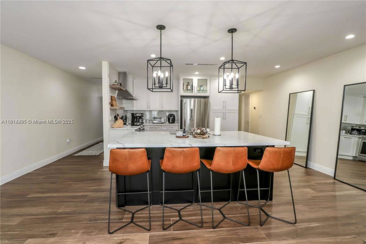 Townhouse for rent at 16509 Fox Den Court, Hialeah, FL 33014