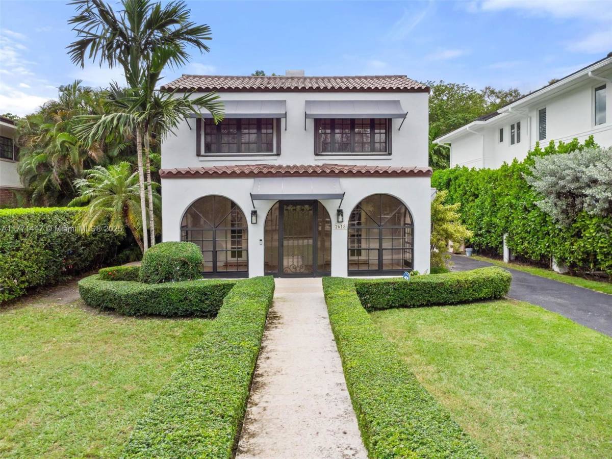 House for rent at 2618 Alhambra Circle #SFH, Miami, FL 33134