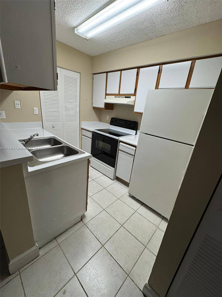 Condo for rent at 1225 SW 46th Ave #112, Pompano Beach, FL 33069