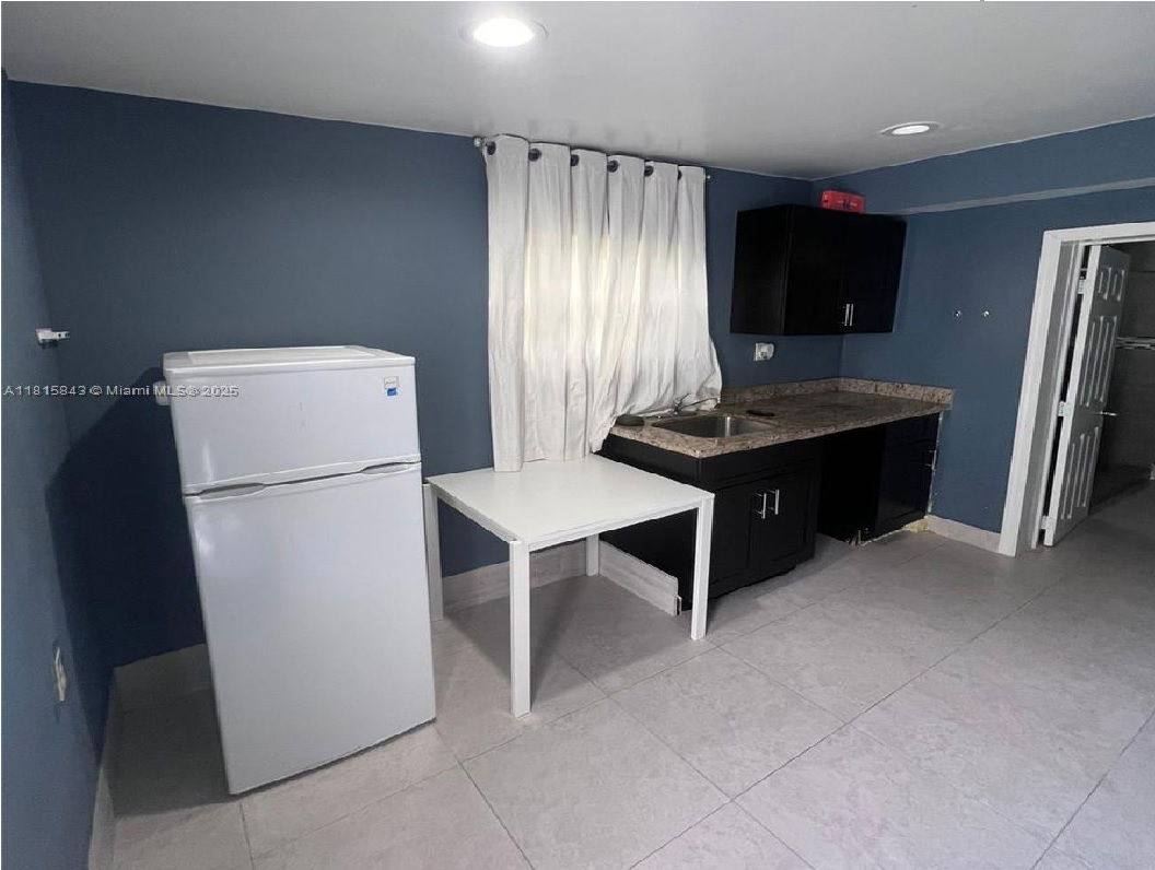 Apartment for rent at 3101 SW 14th St #3, Fort Lauderdale, FL 33312