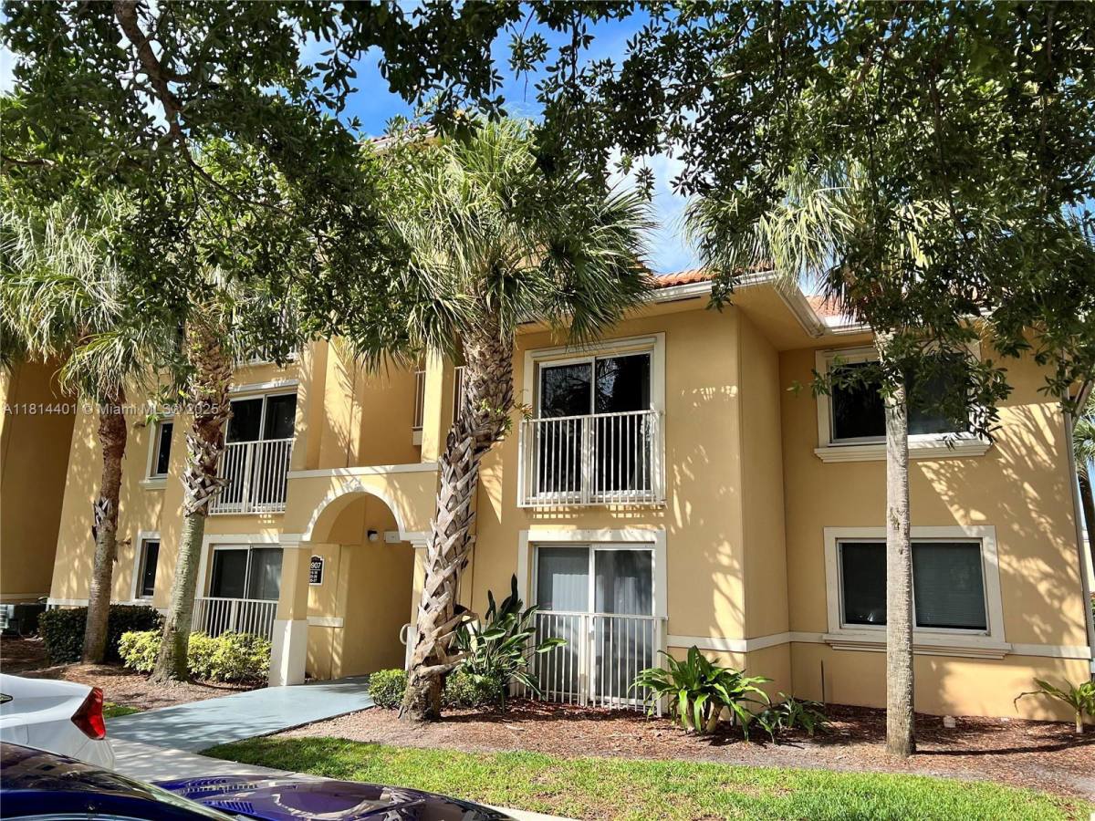 Condo for rent at 9907 Westwood Dr #16-2, Fort Lauderdale, FL 33321