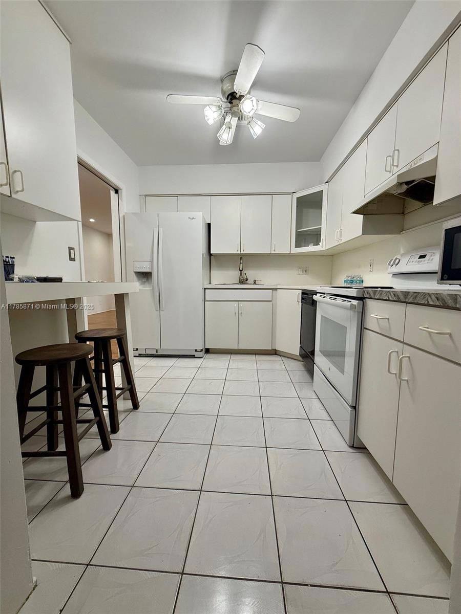 House for rent at 8670 SW 28th St, Miami, FL 33155