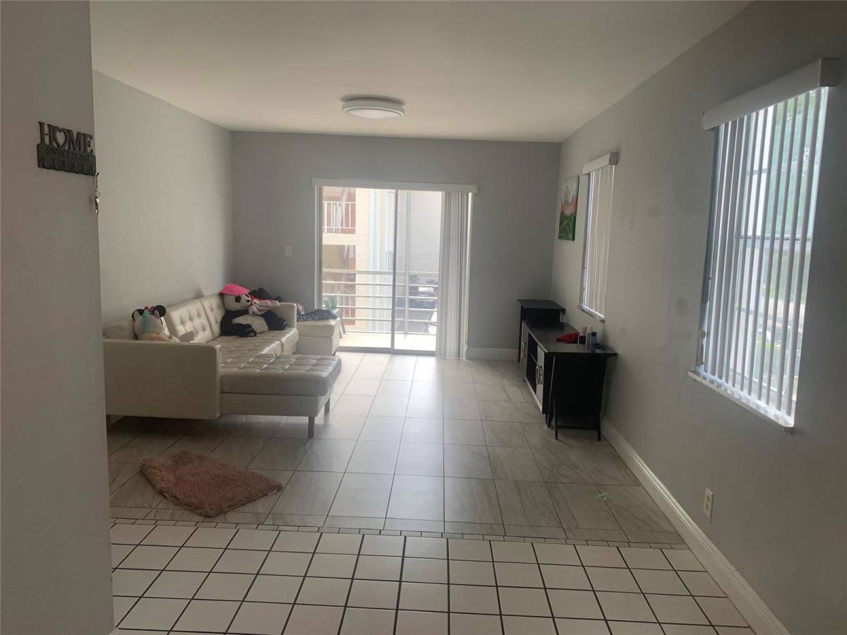Condo for rent at 8901 NW 38th Dr #208, Coral Springs, FL 33065