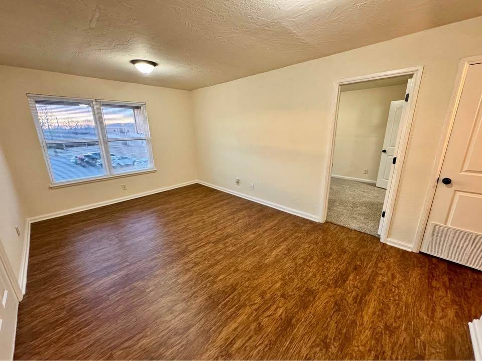 Apartment for rent at 801 N Willie L Miner Ave #C-6, El Reno, OK 73036