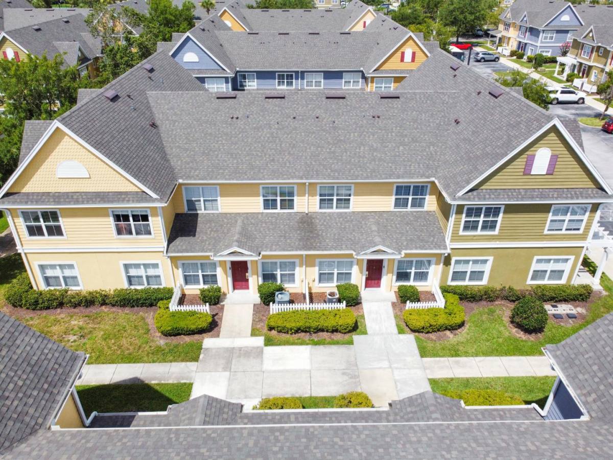 Townhouse for rent at 4562 Yellowgold Rd E #104, Kissimmee, FL 34746