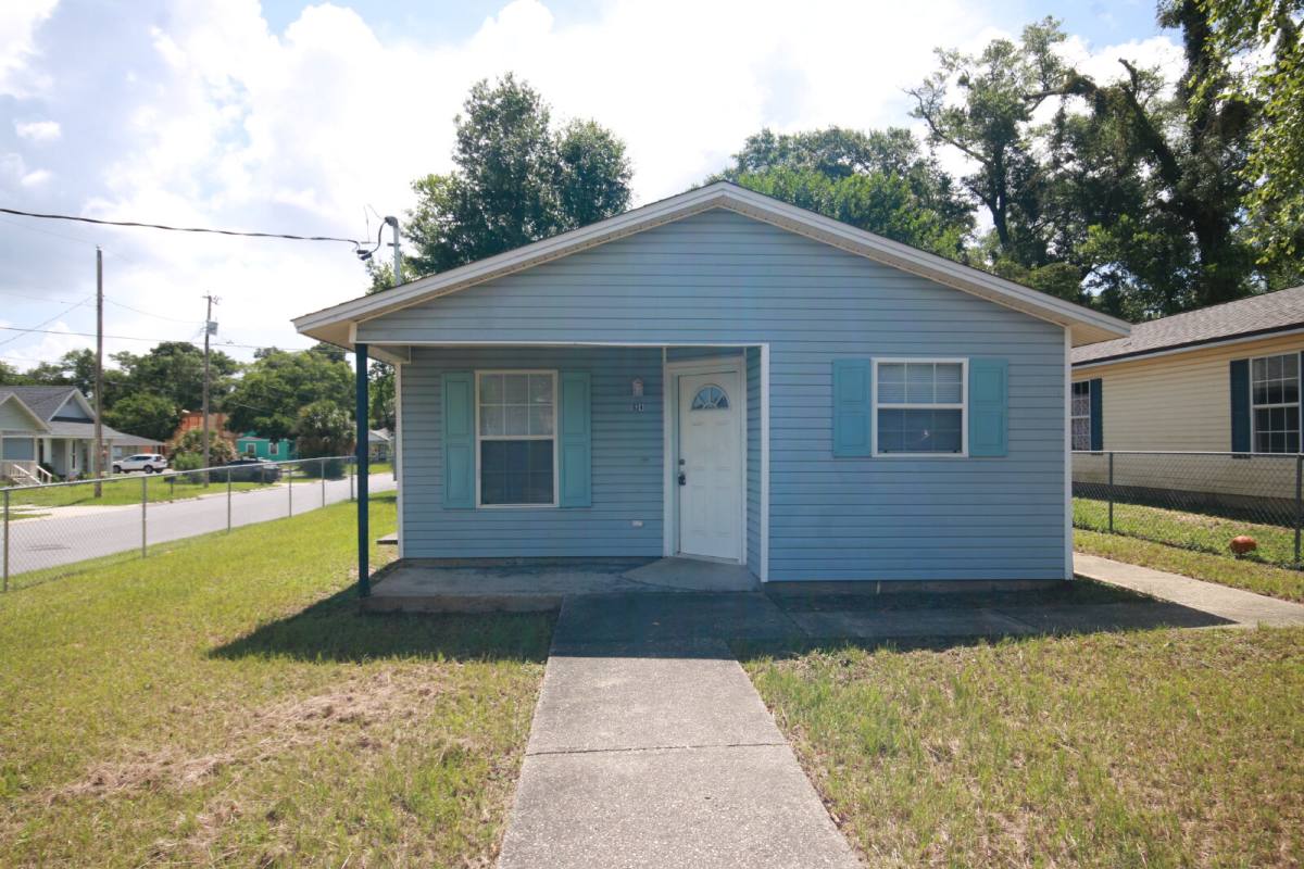 House for rent at 624 N G St, Pensacola, FL 32501