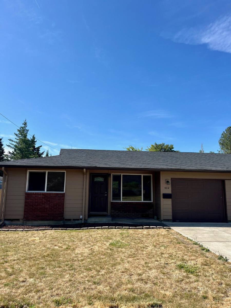 House for rent at 612 NW Yamhill St, Sheridan, OR 97378