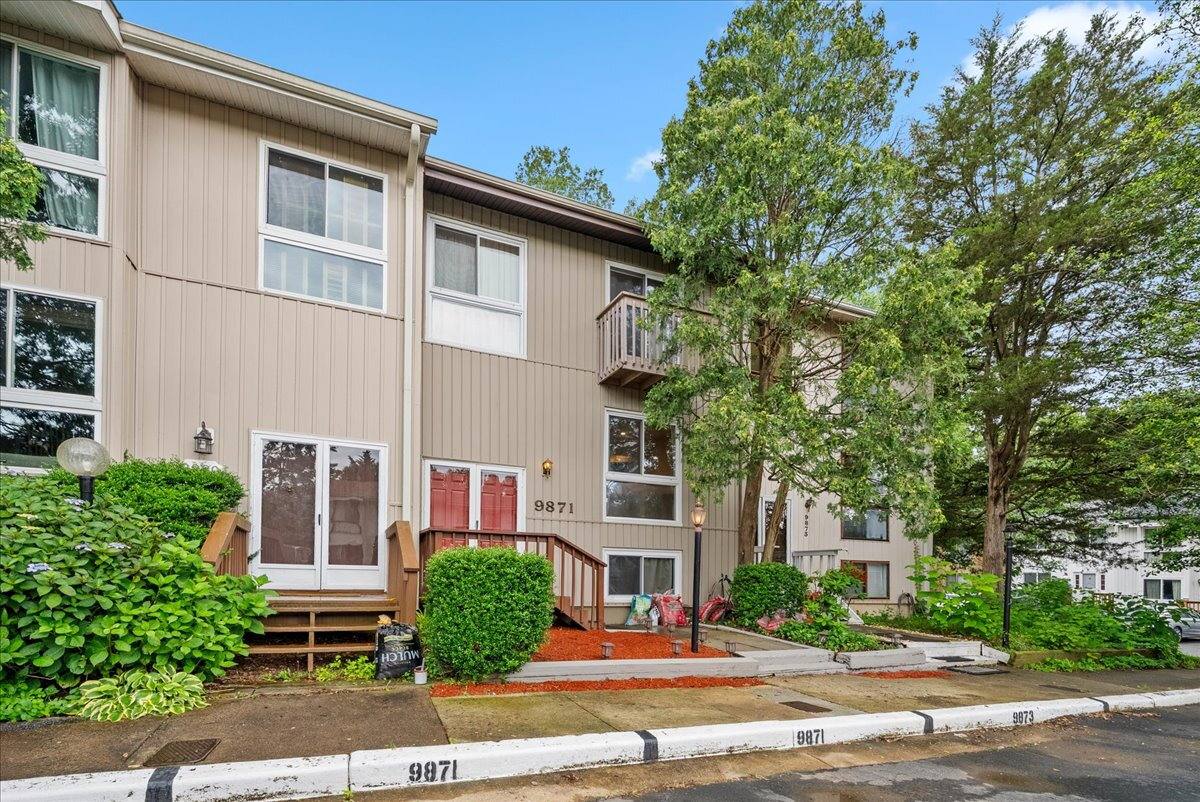 Townhouse for rent at 9871 Sweet Mint Dr, Vienna, VA 22181