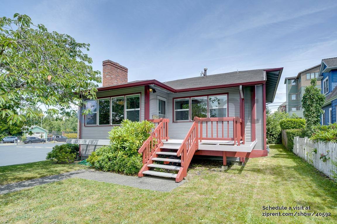 House for rent at 4110 44th Ave SW, Seattle, WA 98116