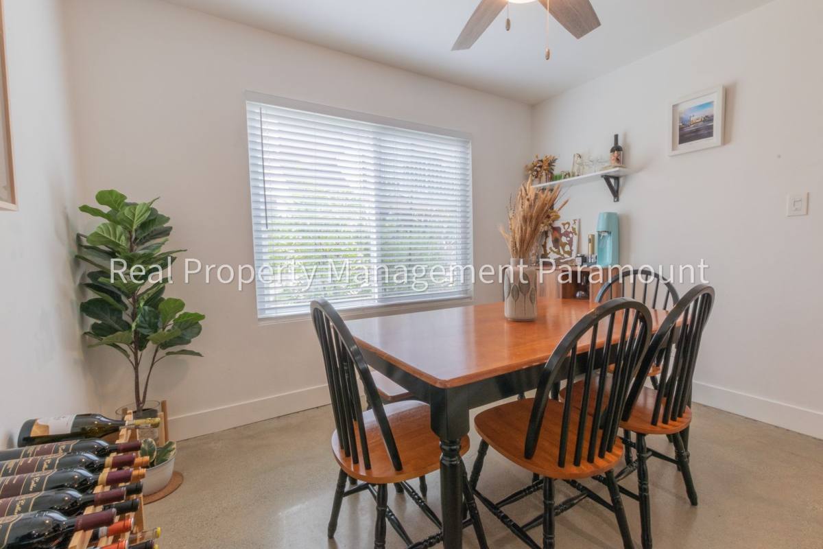Townhouse for rent at 746 N Eucalyptus Ave, Inglewood, CA 90302