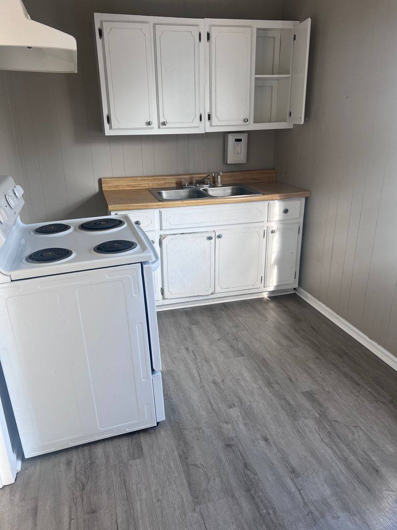 Apartment for rent at 112 Triangle St, Tupelo, MS 38804