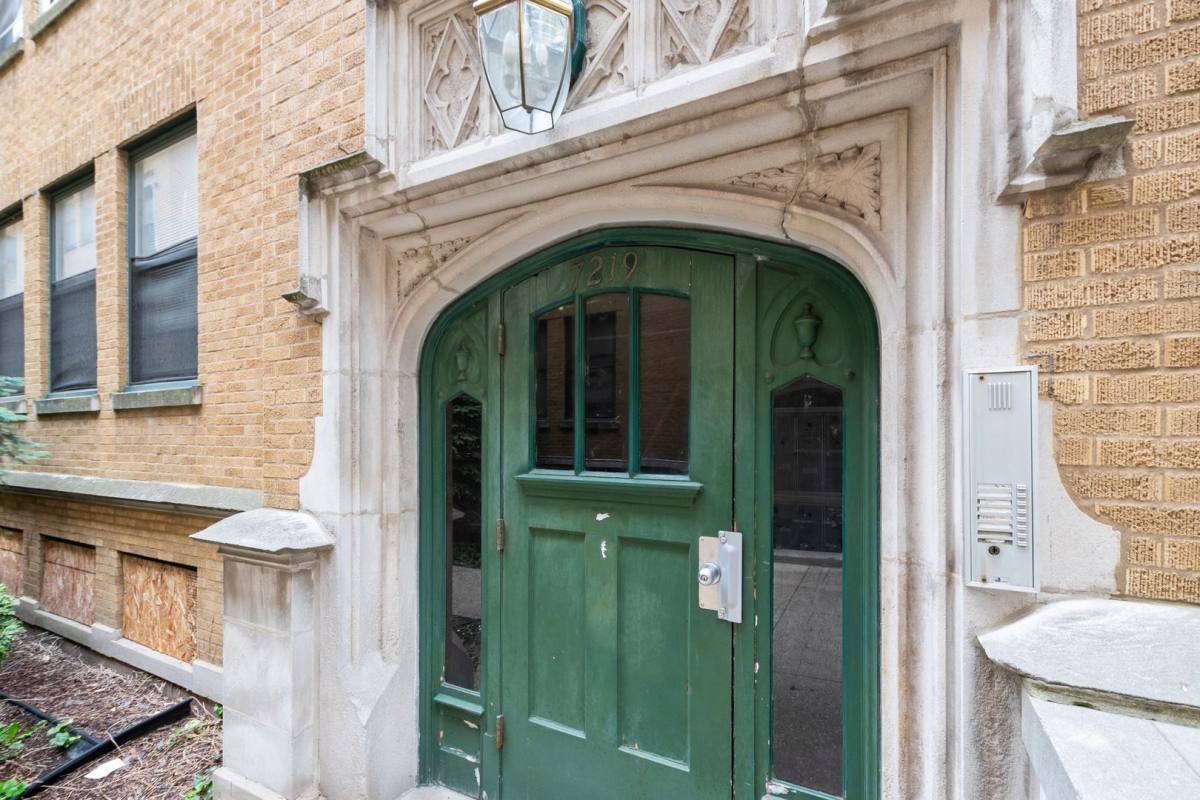 Condo for rent at 7219 S Yates Blvd #2A, Chicago, IL 60649