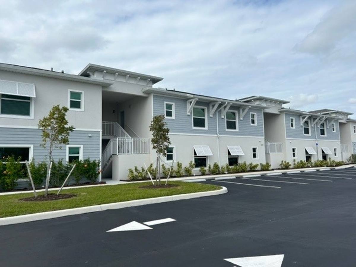 Apartment for rent at 3320 Skyline Blvd, Cape Coral, FL 33914