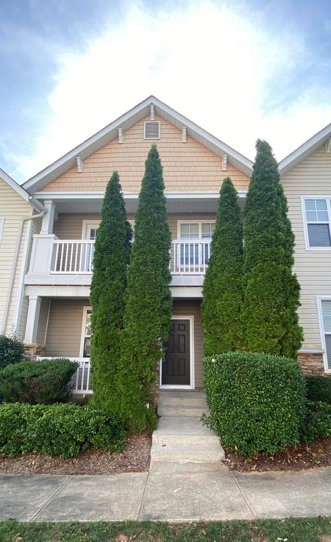 House for rent at 14910 Scothurst Lane, Charlotte, NC 28277