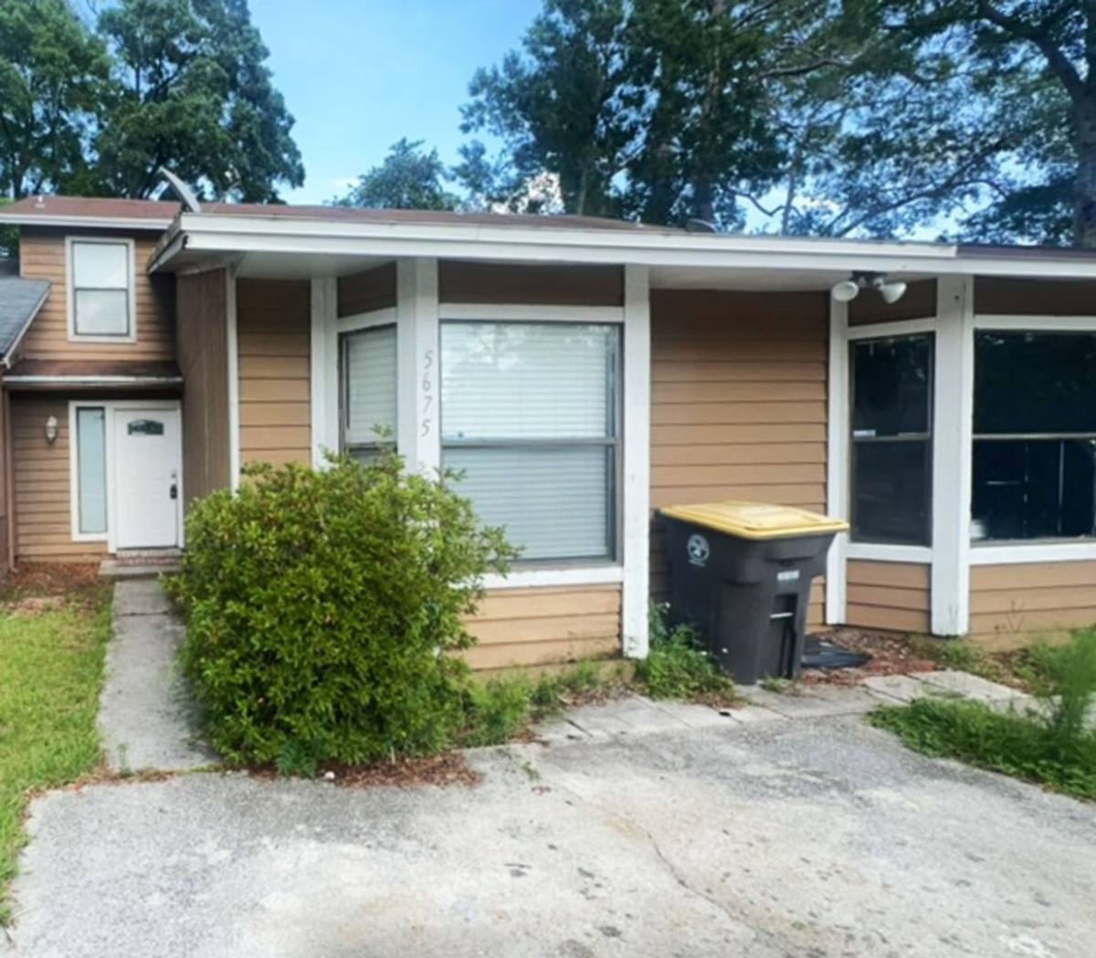Townhouse for rent at 5675 Marathon Parkway, Jacksonville, FL 32244