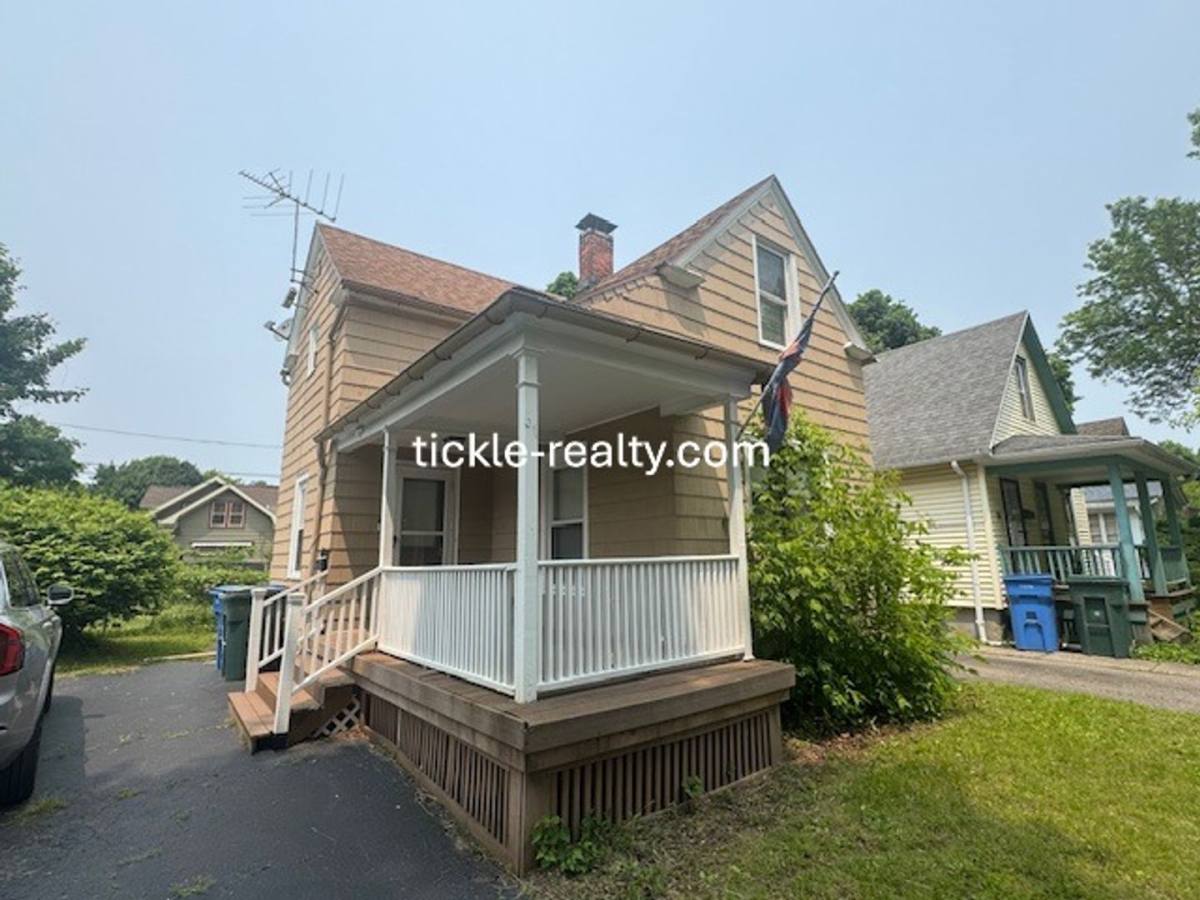 House for rent at 61 Beaufort St, Rochester, NY 14620