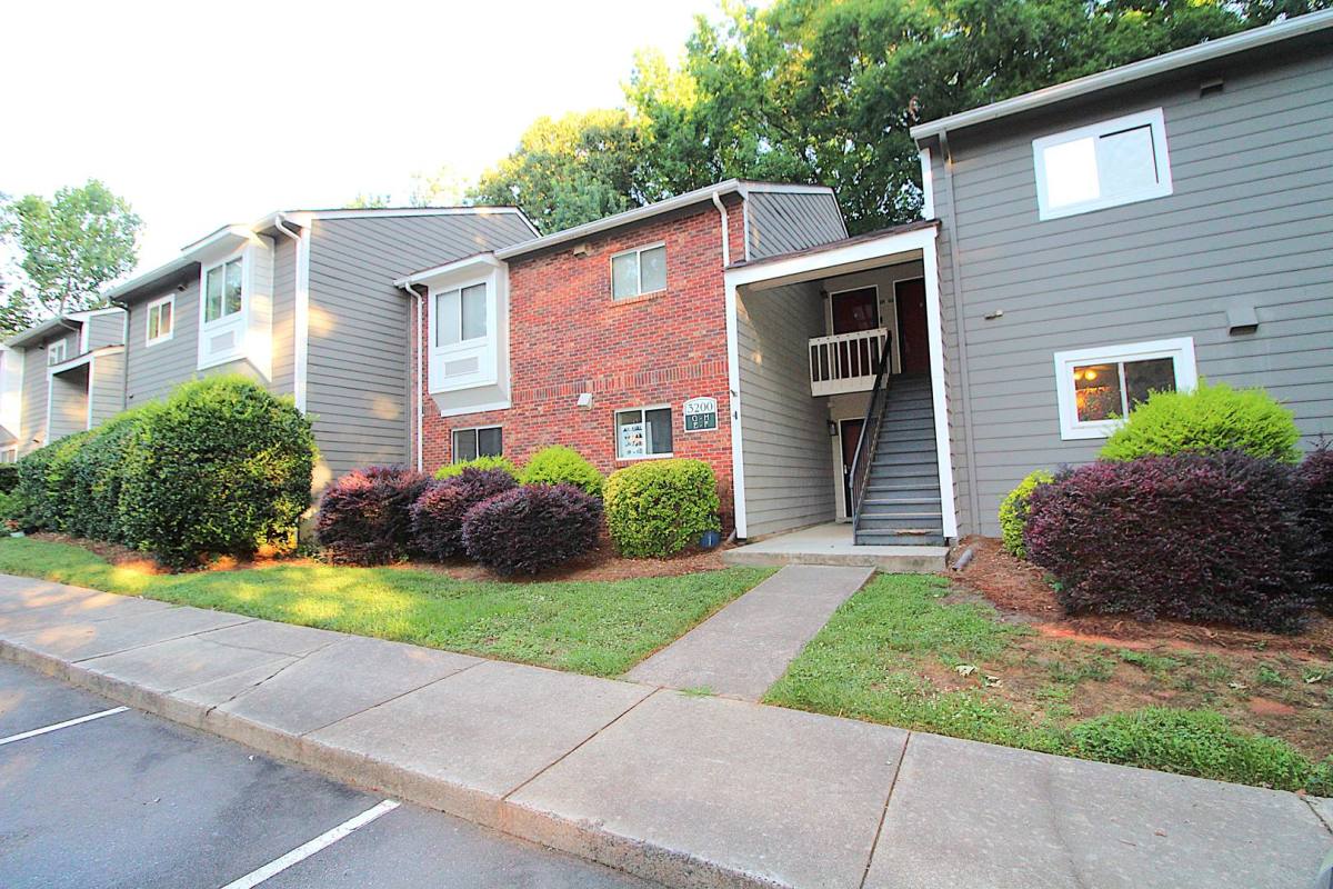 Condo for rent at 3200 Heathstead Place #G, Charlotte, NC 28210