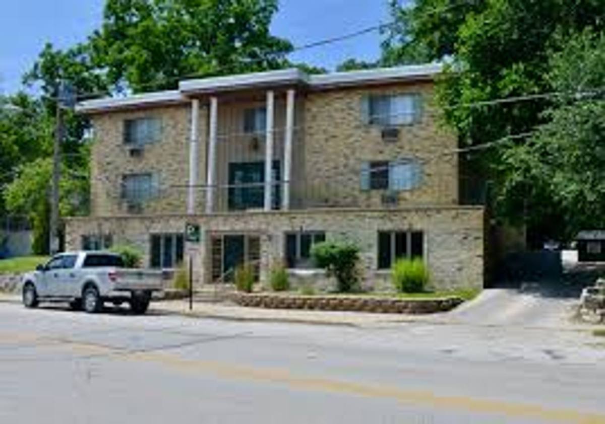 Apartment for rent at 145 N Ave, Hartland, WI 53029