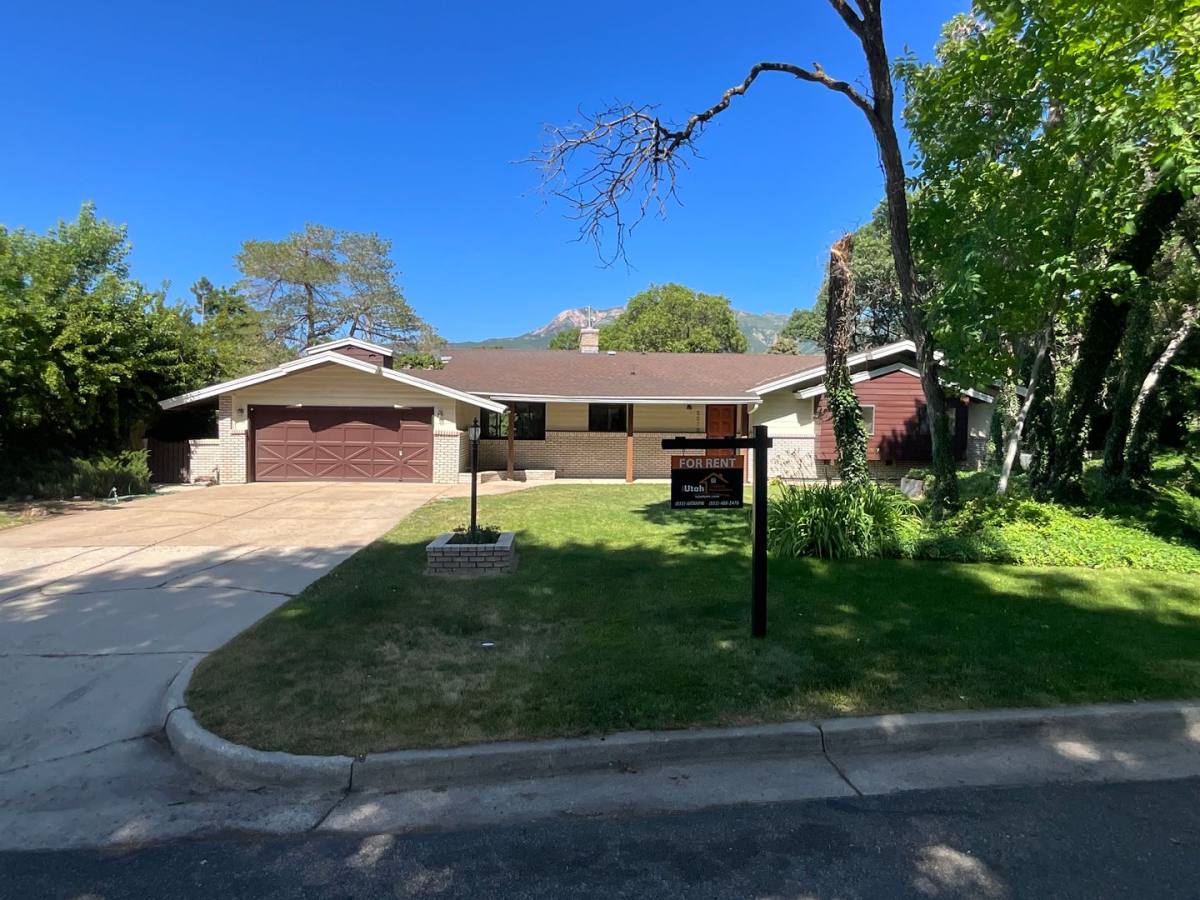 House for rent at 5070 Doren Dr, Ogden, UT 84403