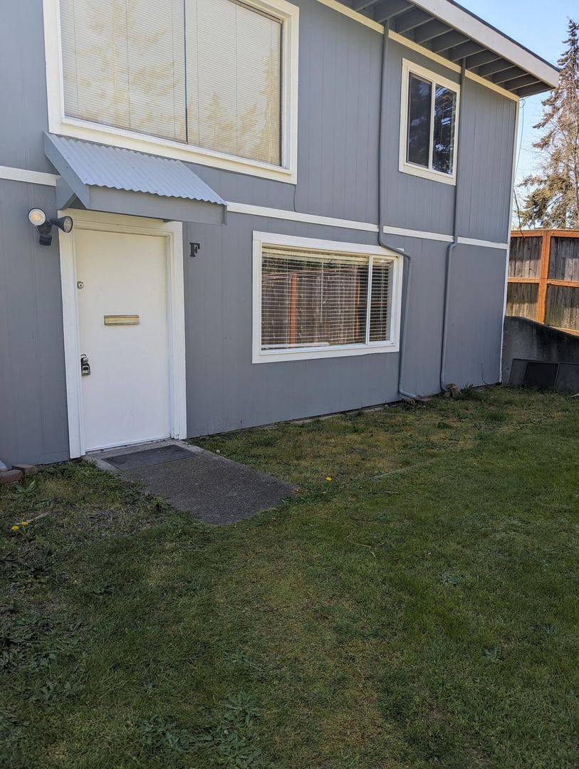Apartment for rent at 2909 E Highway 101, Port Angeles, WA 98362