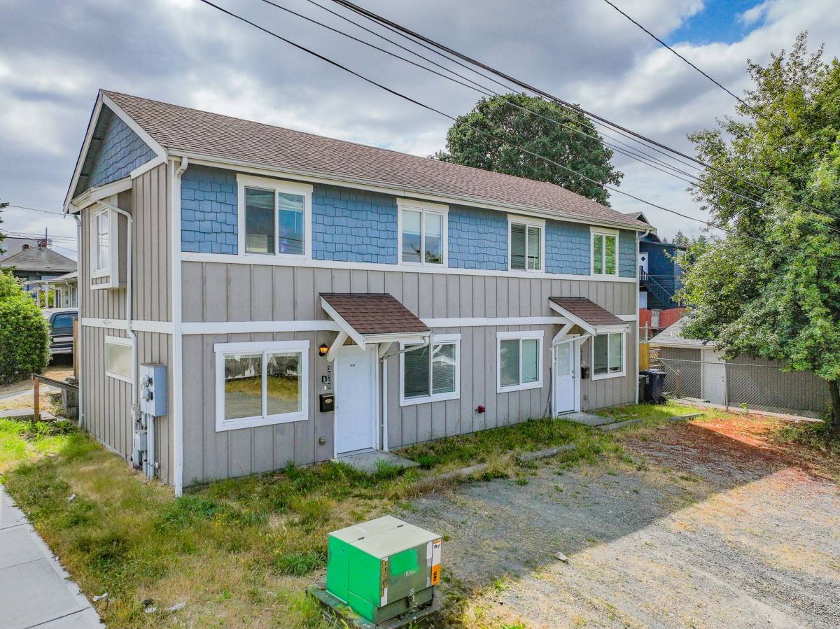 Townhouse for rent at 3508 S 45th St, Tacoma, WA 98409