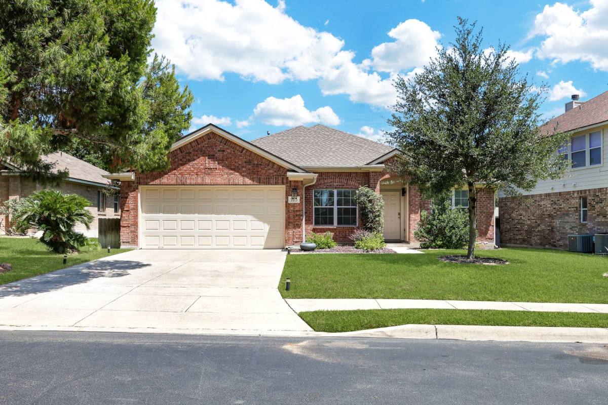 House for rent at 9815 Lockberry Lane, San Antonio, TX 78251