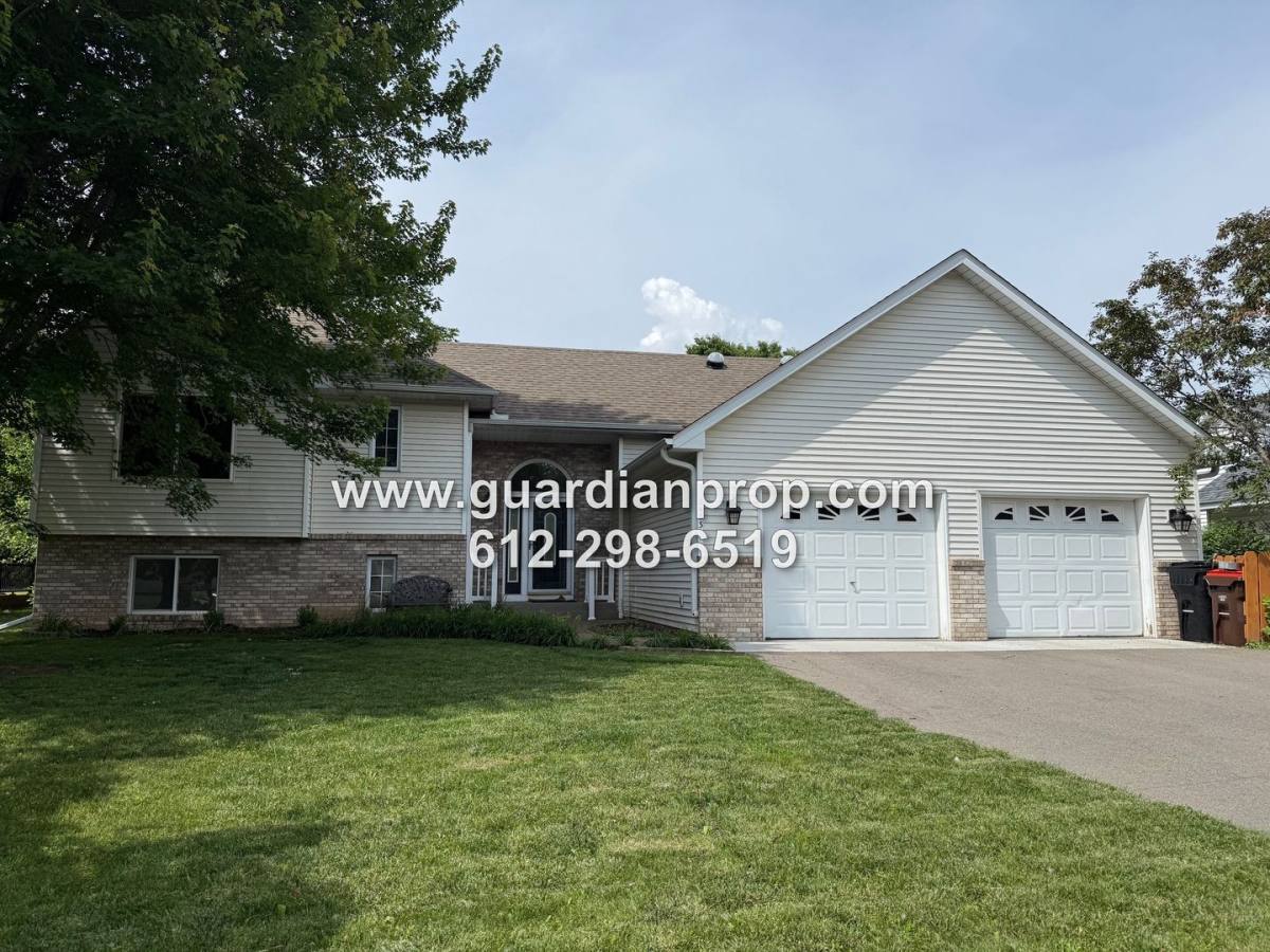 House for rent at 2453 Linwood Ave E, Saint Paul, MN 55119