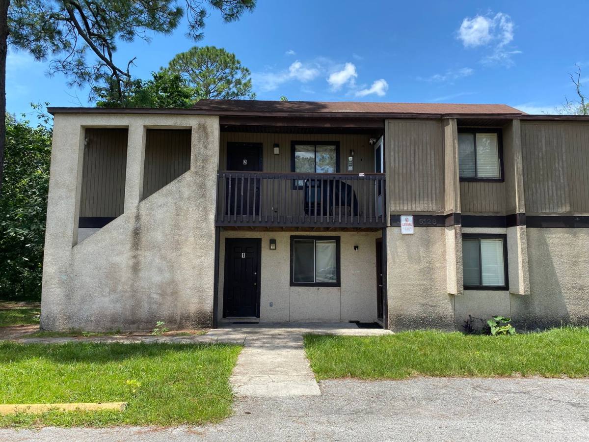 Apartment for rent at 5128 Westchase Court, Jacksonville, FL 32210
