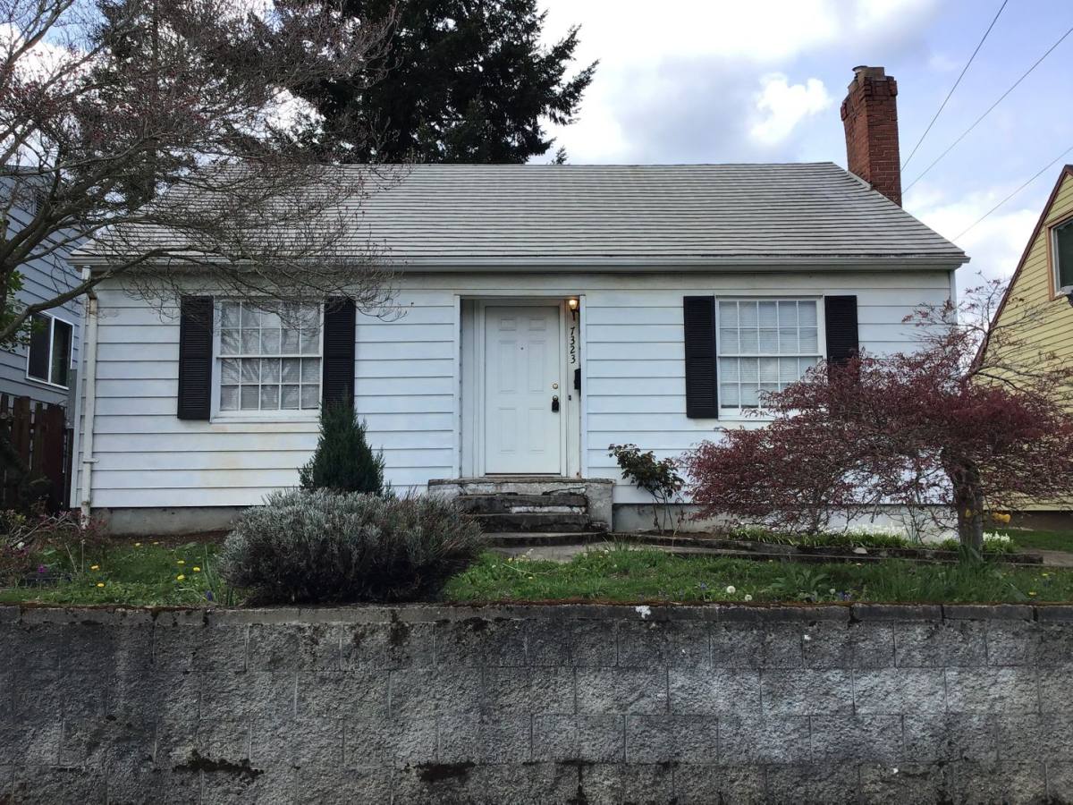 7323 N McKenna St, Portland, OR 97203